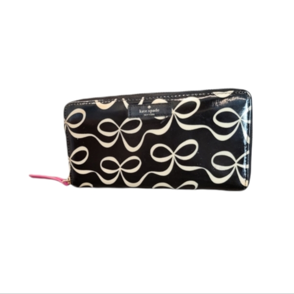 KATE SPADE Daycation Neda Zip Around Wallet Coated Canvas Black White Bows Print - Picture 7 of 7
